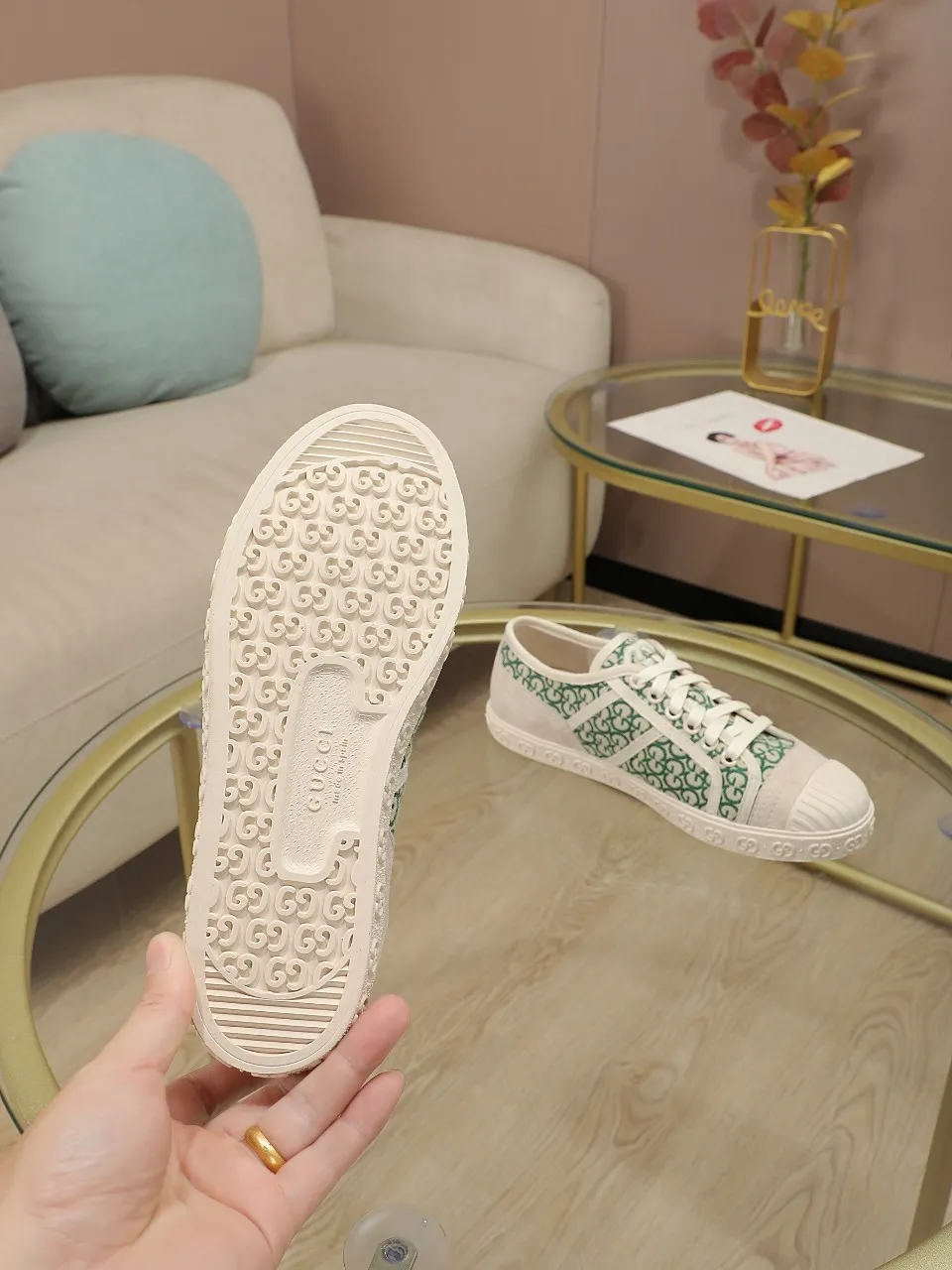 👟👟Ex-factory price 420👟👟 GUCCI~24 The latest double G embroidered low-cut lace-up fashion sneakers, originally developed, the fabric is exclusive double G fabric, the upper is perfectly matched with special craftsmanship, the lining is sheepskin, rubber outsole, size 35 to 40